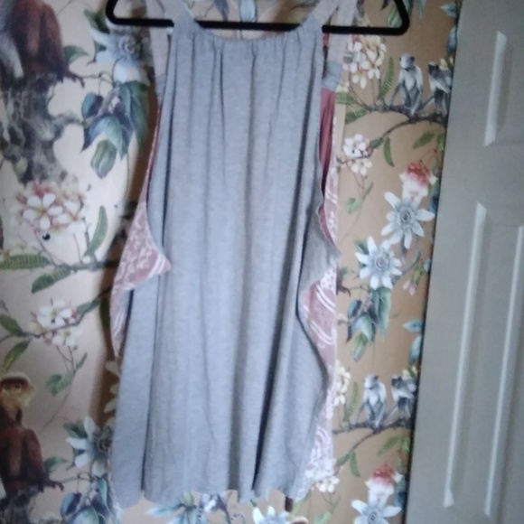 Sleeveless summer top, 3x, lace front, never worn - Picture 3 of 3